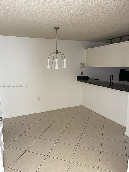 For Sale: $260,000 (2 beds, 2 baths, 1236 Square Feet)