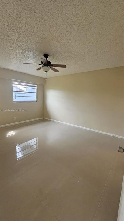 For Rent: $2,200 (2 beds, 2 baths, 1100 Square Feet)