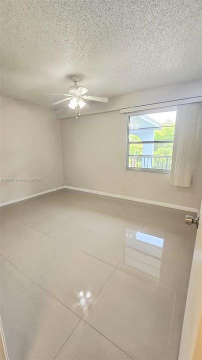 For Rent: $2,200 (2 beds, 2 baths, 1100 Square Feet)