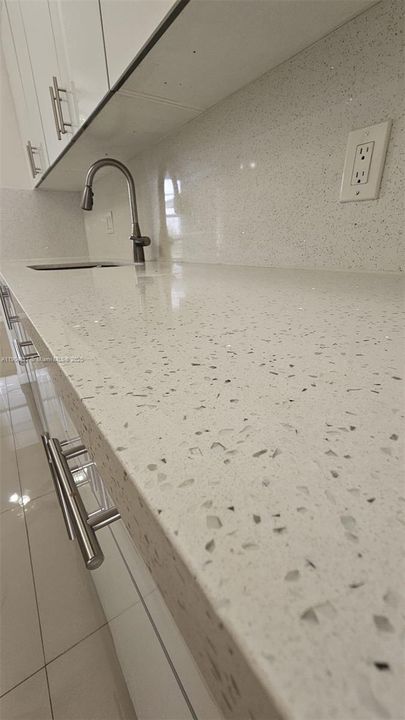 For Rent: $2,200 (2 beds, 2 baths, 1100 Square Feet)