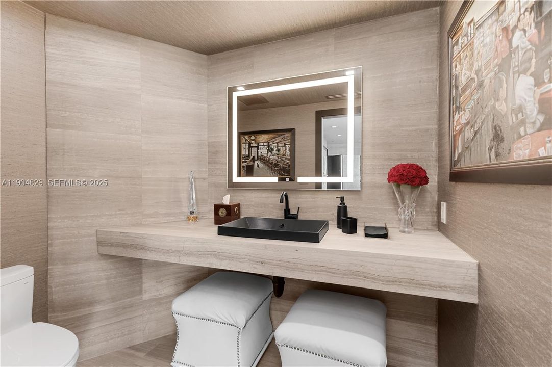 В аренду: $45,000 (2 спален, 2 ванн, 2390 Квадратных фут)