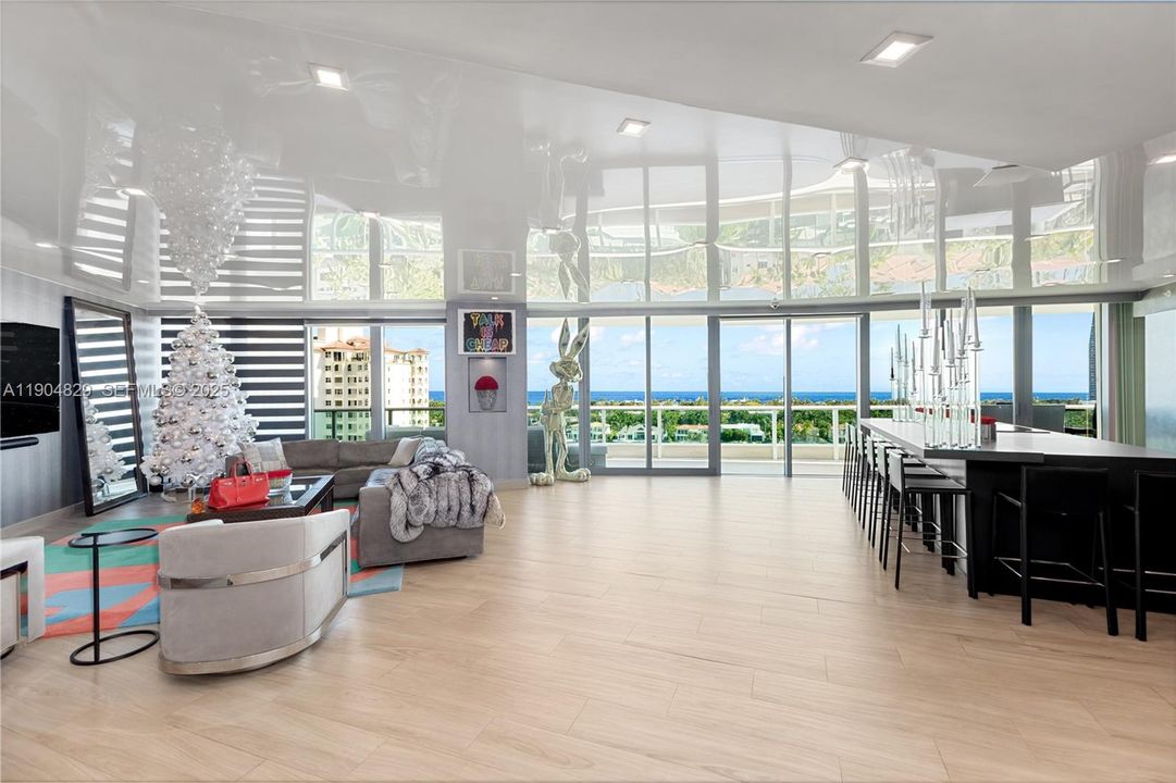 В аренду: $45,000 (2 спален, 2 ванн, 2390 Квадратных фут)