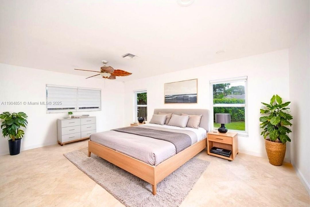 На продажу: $1,185,000 (4 спален, 2 ванн, 2683 Квадратных фут)