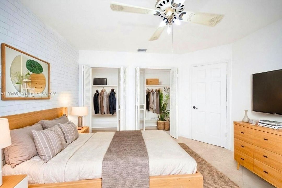 На продажу: $1,185,000 (4 спален, 2 ванн, 2683 Квадратных фут)