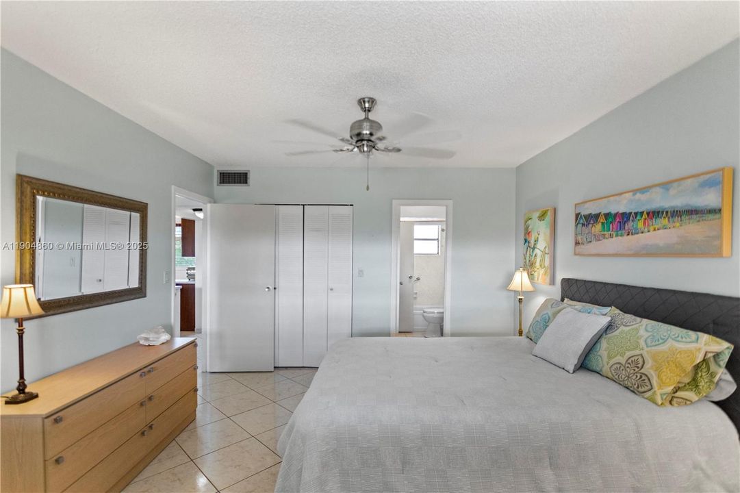 Activo con contrato: $89,900 (1 camas, 1 baños, 684 Pies cuadrados)