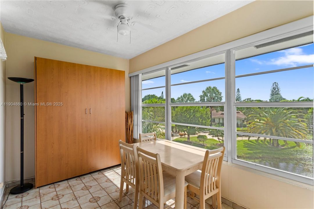 Activo con contrato: $89,900 (1 camas, 1 baños, 684 Pies cuadrados)