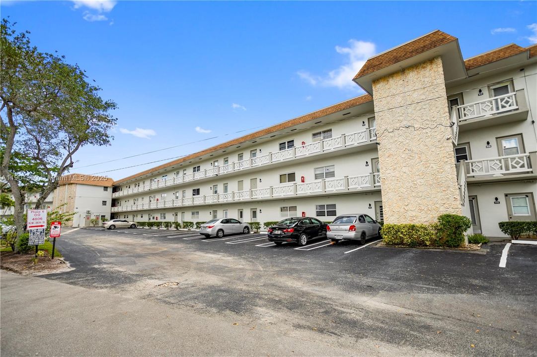 Activo con contrato: $89,900 (1 camas, 1 baños, 684 Pies cuadrados)