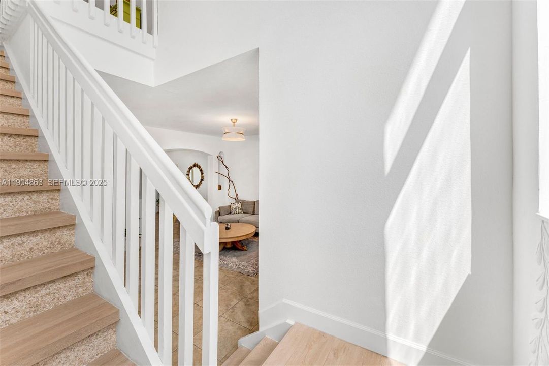 For Sale: $1,025,000 (4 beds, 2 baths, 2306 Square Feet)