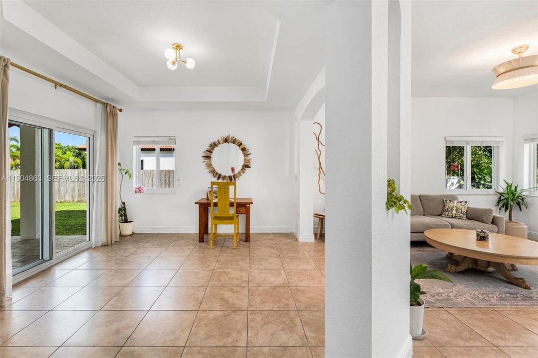 For Sale: $1,025,000 (4 beds, 2 baths, 2306 Square Feet)