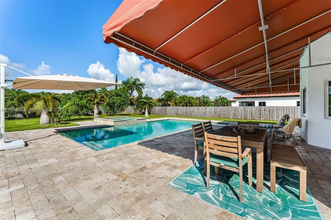 For Sale: $1,025,000 (4 beds, 2 baths, 2306 Square Feet)