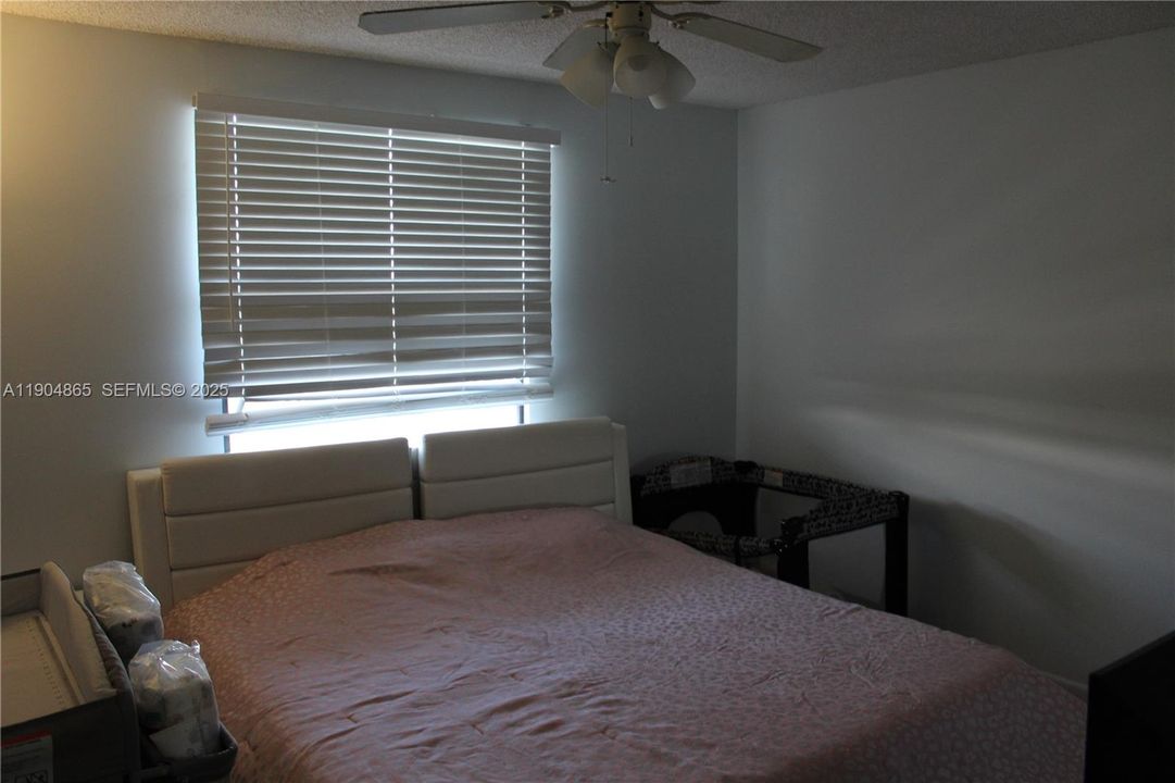 For Sale: $220,000 (2 beds, 2 baths, 1437 Square Feet)