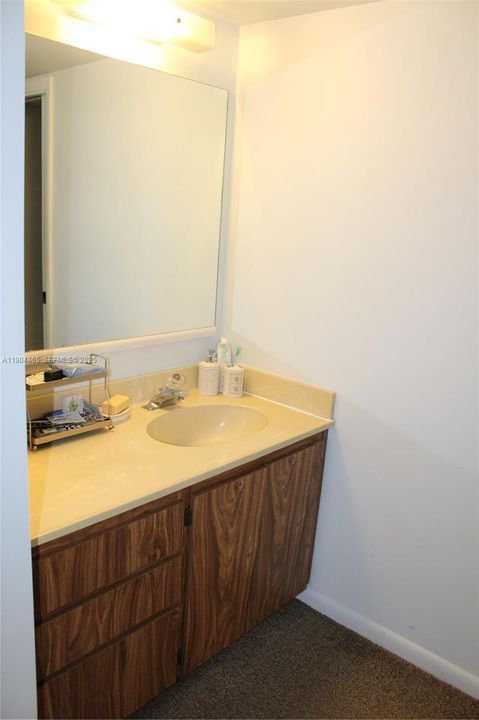 For Sale: $220,000 (2 beds, 2 baths, 1437 Square Feet)