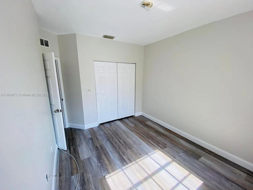 For Sale: $495,000 (3 beds, 2 baths, 1601 Square Feet)