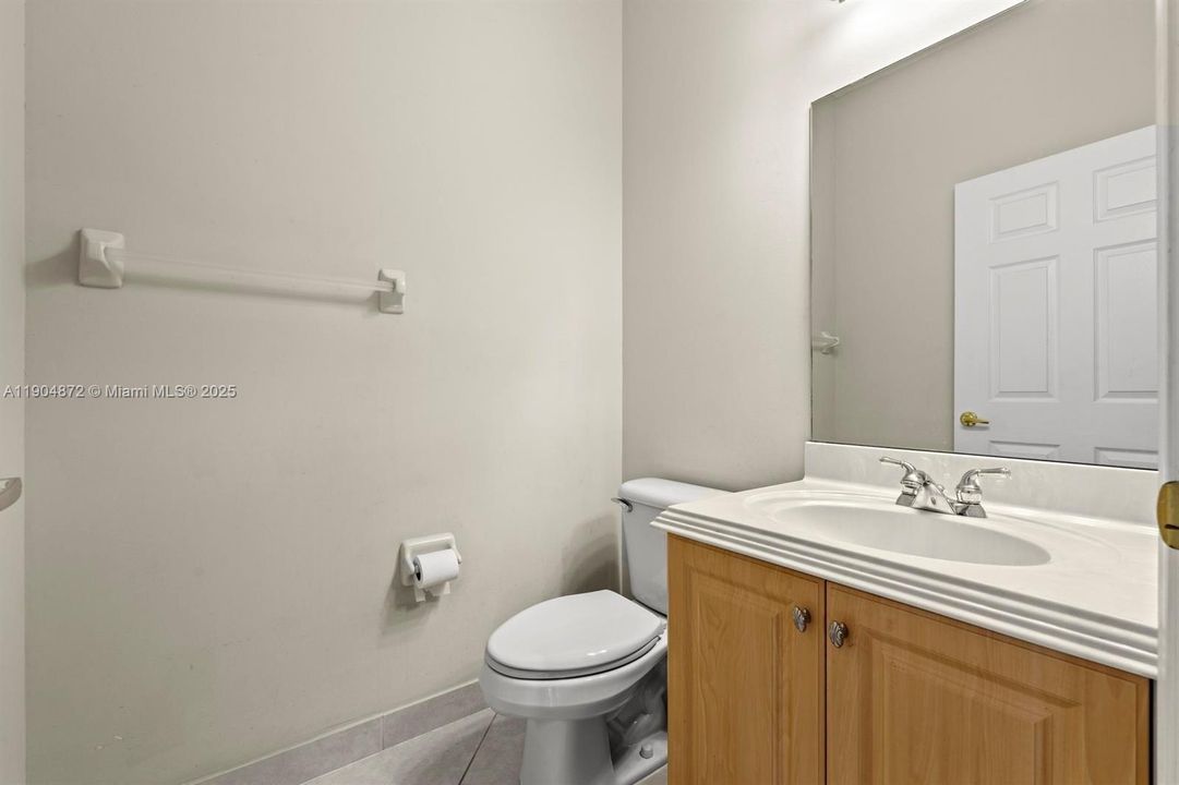 For Sale: $724,000 (4 beds, 2 baths, 2573 Square Feet)