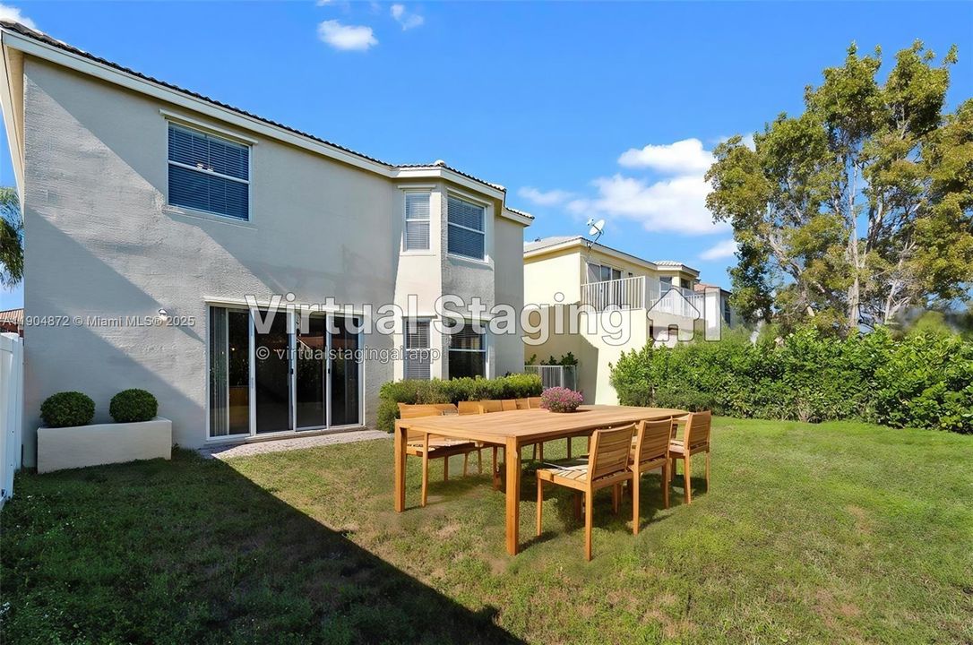 For Sale: $724,000 (4 beds, 2 baths, 2573 Square Feet)