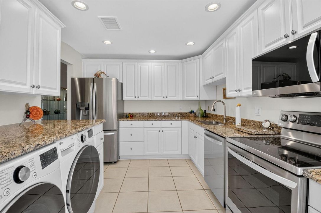 Kitchen / Laundry Area