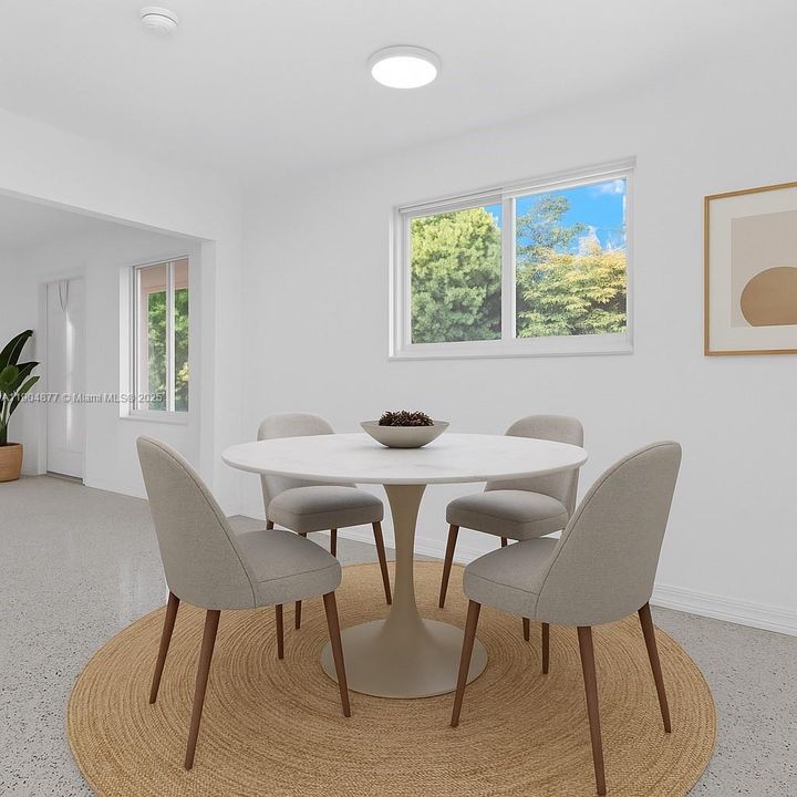 出租: $2,600 (2 贝兹, 1 浴室, 2105 平方英尺)