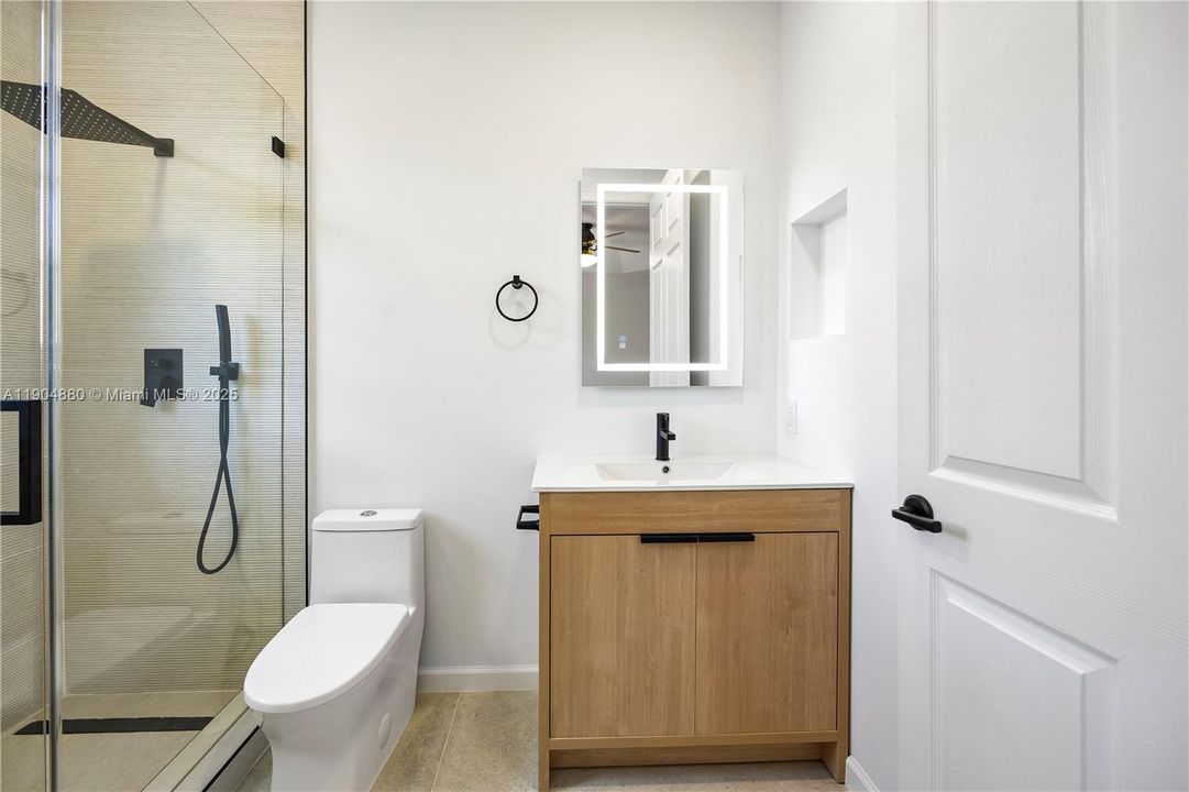 For Rent: $4,500 (3 beds, 3 baths, 2290 Square Feet)