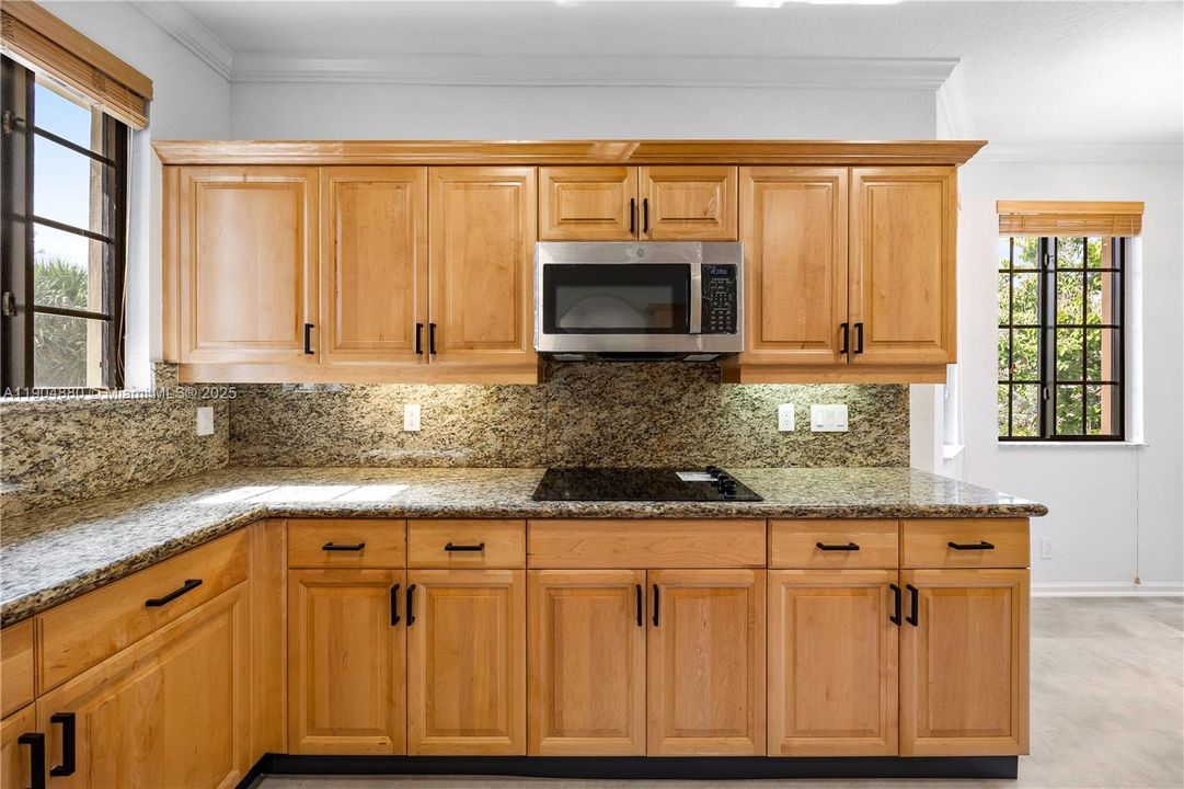 For Rent: $4,500 (3 beds, 3 baths, 2290 Square Feet)