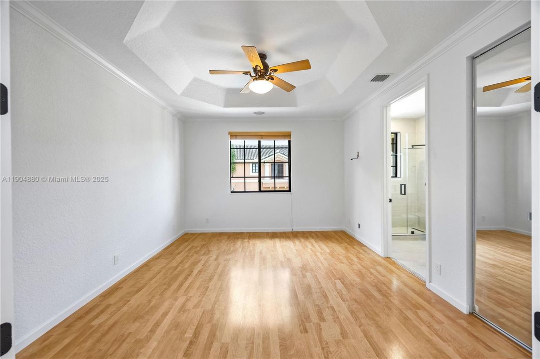 For Rent: $4,500 (3 beds, 3 baths, 2290 Square Feet)