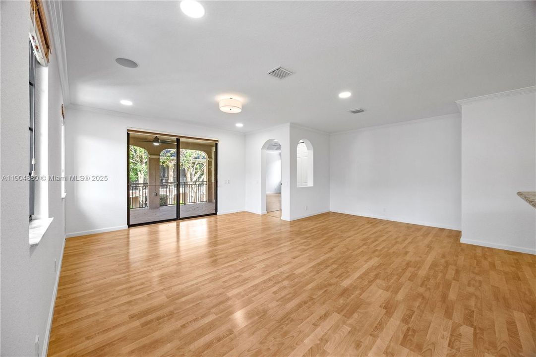 For Rent: $4,500 (3 beds, 3 baths, 2290 Square Feet)