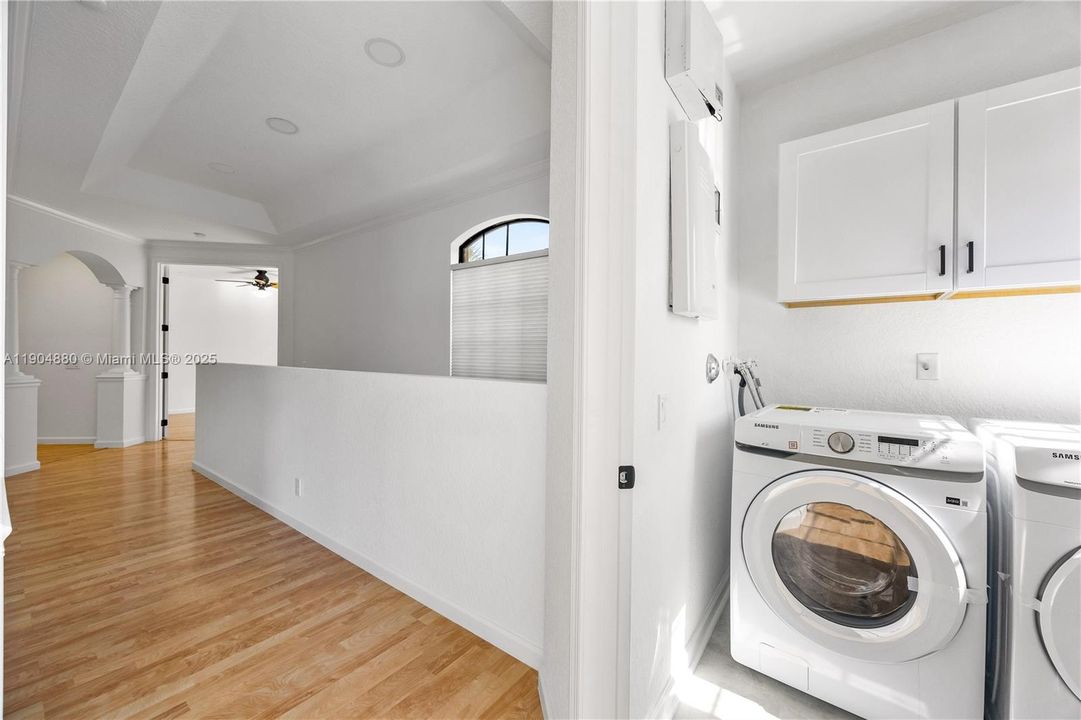 For Rent: $4,500 (3 beds, 3 baths, 2290 Square Feet)