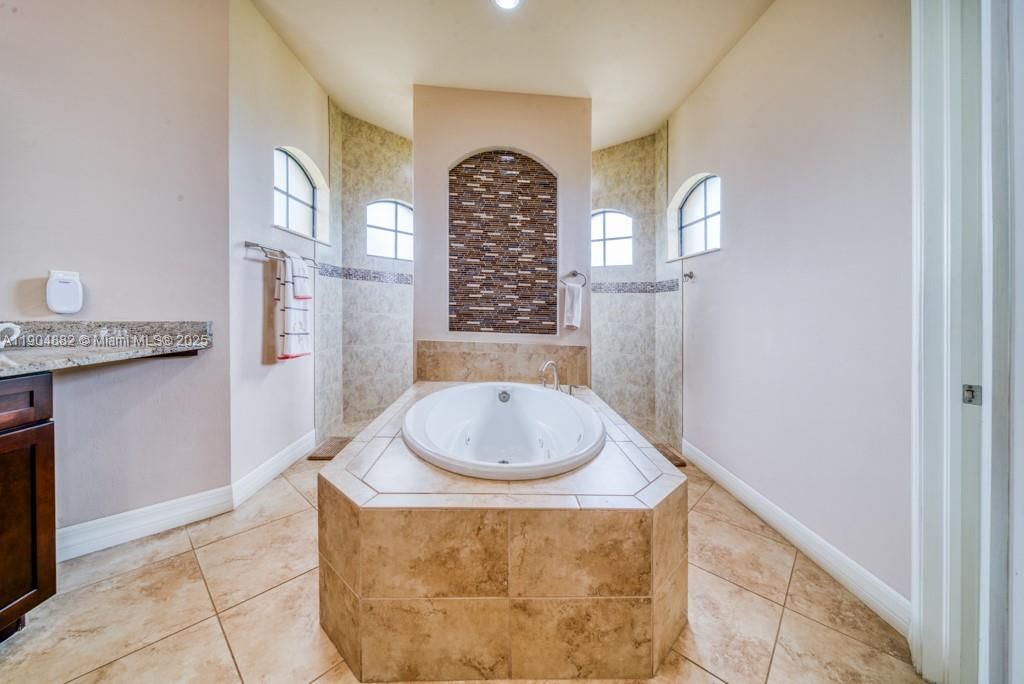 For Sale: $1,205,000 (3 beds, 3 baths, 0 Square Feet)