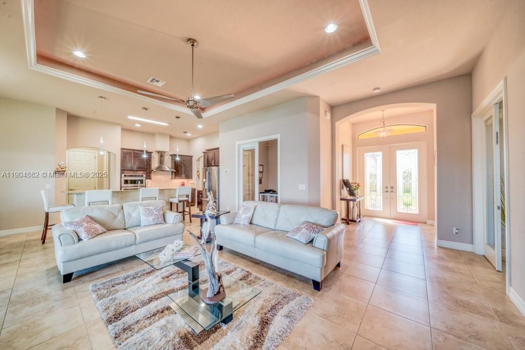 For Sale: $1,205,000 (3 beds, 3 baths, 0 Square Feet)