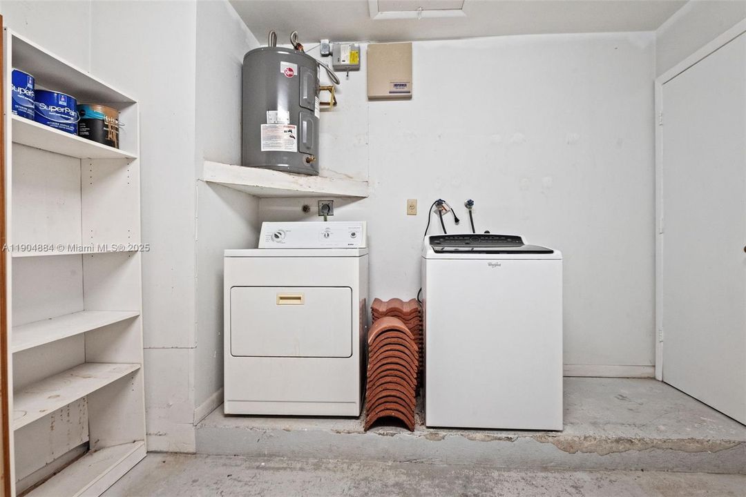 Recently Rented: $3,300 (3 beds, 2 baths, 1612 Square Feet)