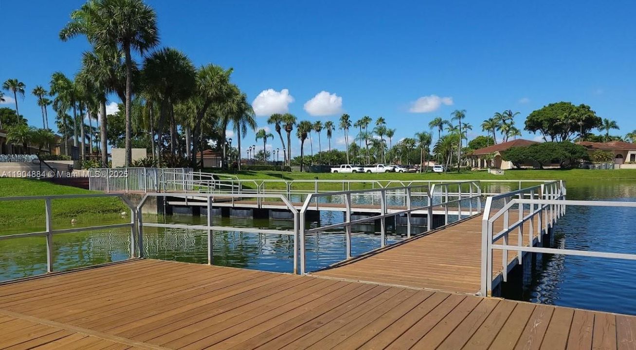 Recently Rented: $3,300 (3 beds, 2 baths, 1612 Square Feet)