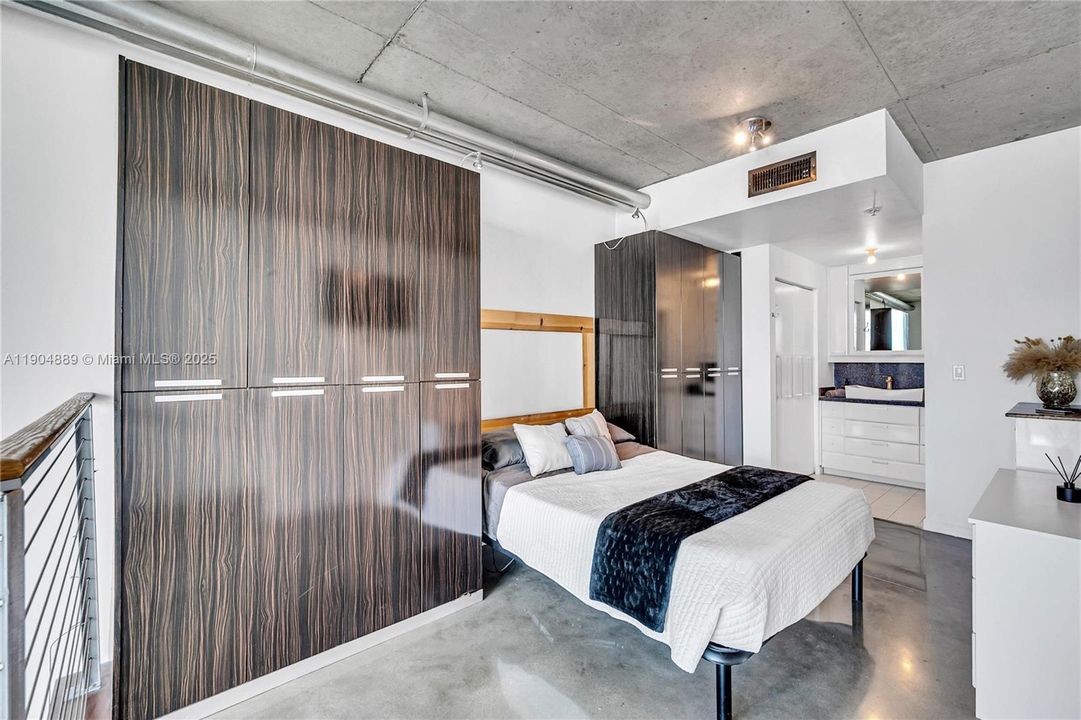 Недавно арендовано: $3,000 (1 спален, 1 ванн, 795 Квадратных фут)