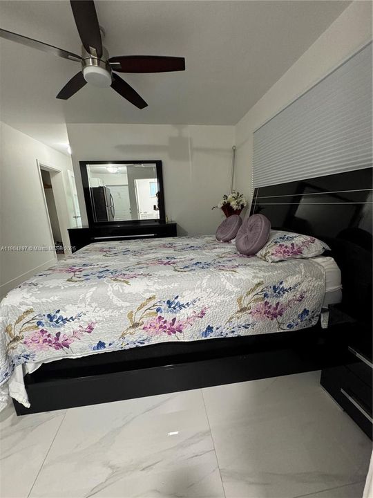 For Rent: $1,250 (1 beds, 1 baths, 2910 Square Feet)