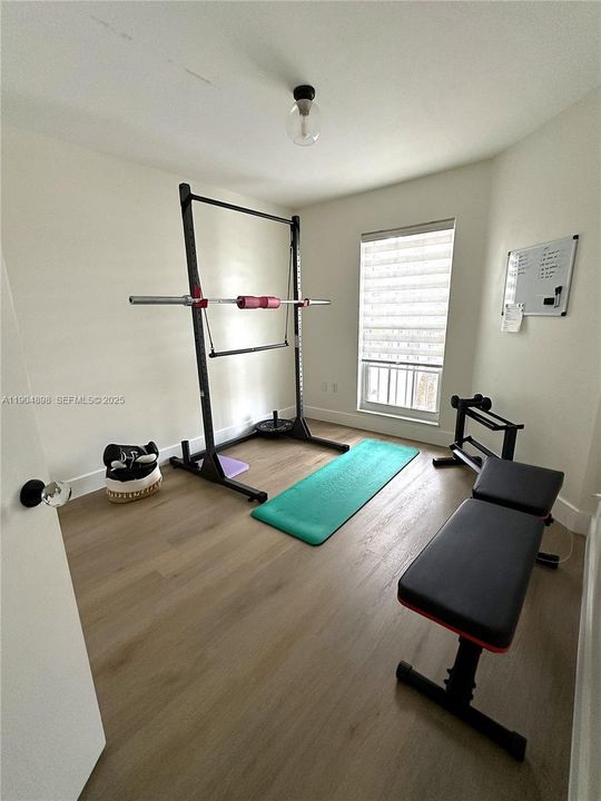 For Rent: $3,000 (3 beds, 2 baths, 1515 Square Feet)