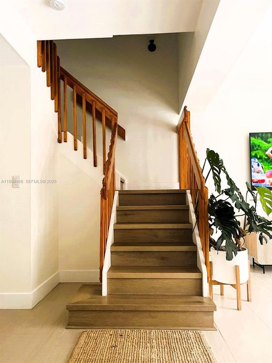 For Rent: $3,000 (3 beds, 2 baths, 1515 Square Feet)