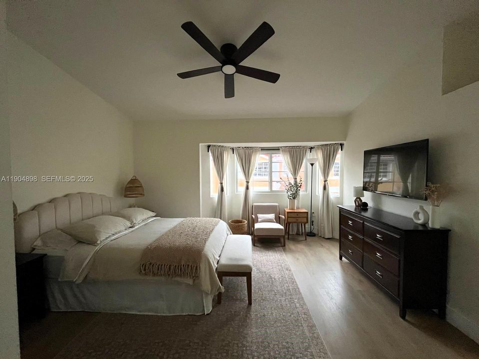 For Rent: $3,000 (3 beds, 2 baths, 1515 Square Feet)