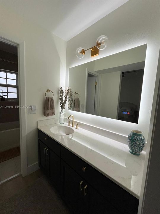 For Rent: $3,000 (3 beds, 2 baths, 1515 Square Feet)