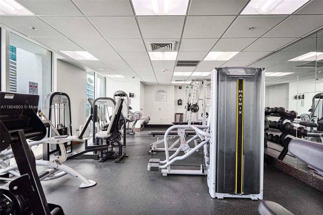 待售: $615,000 (2 贝兹, 2 浴室, 1289 平方英尺)