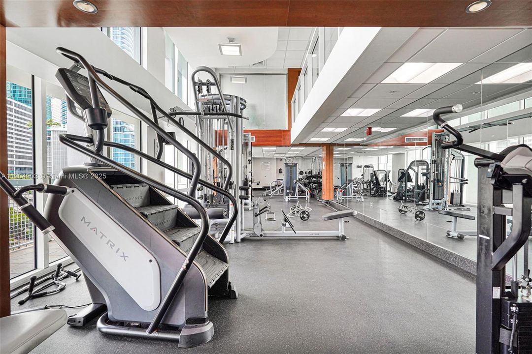 待售: $615,000 (2 贝兹, 2 浴室, 1289 平方英尺)