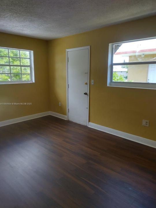 For Sale: $1,195,000 (0 beds, 0 baths, 4421 Square Feet)