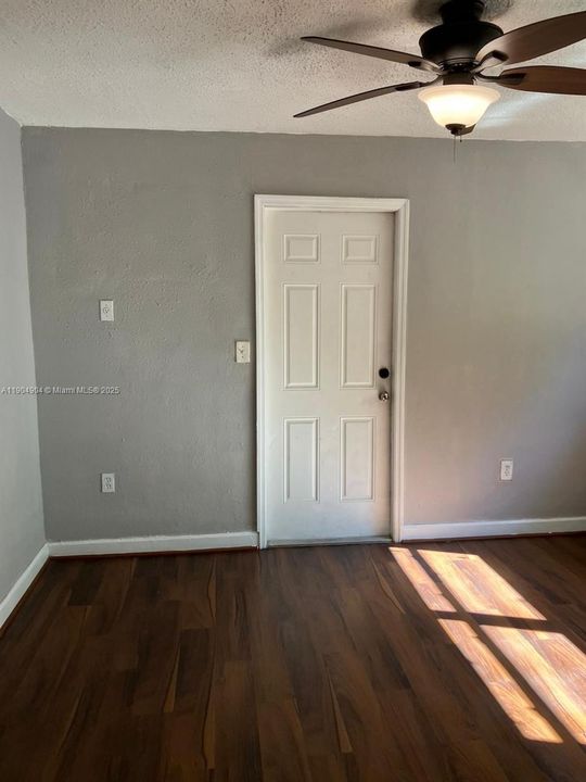 For Sale: $1,195,000 (0 beds, 0 baths, 4421 Square Feet)