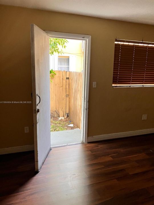 For Sale: $1,195,000 (0 beds, 0 baths, 4421 Square Feet)