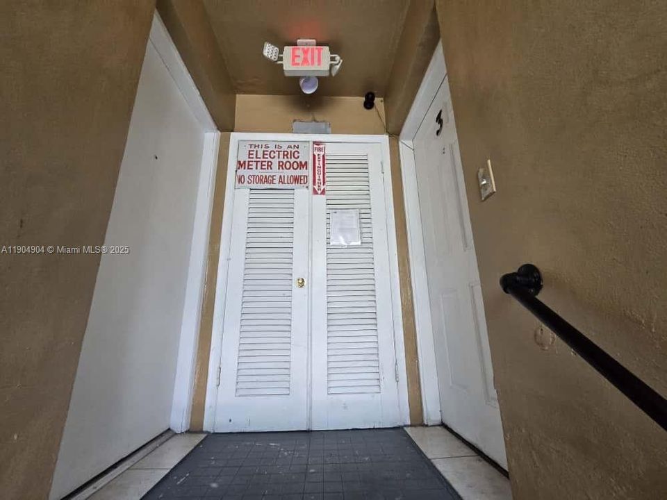 For Sale: $1,195,000 (0 beds, 0 baths, 4421 Square Feet)