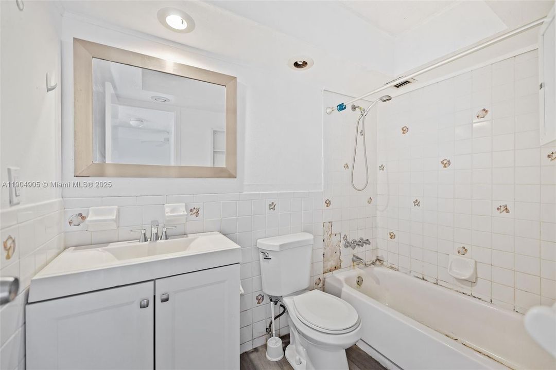 For Rent: $1,650 (1 beds, 1 baths, 546 Square Feet)