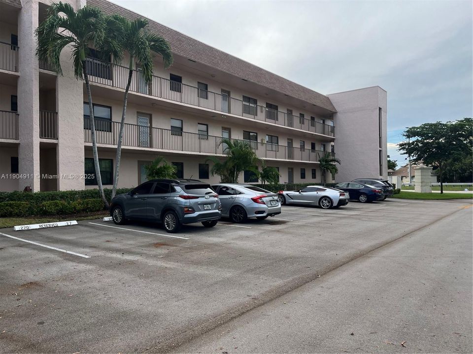 For Sale: $85,000 (1 beds, 1 baths, 0 Square Feet)