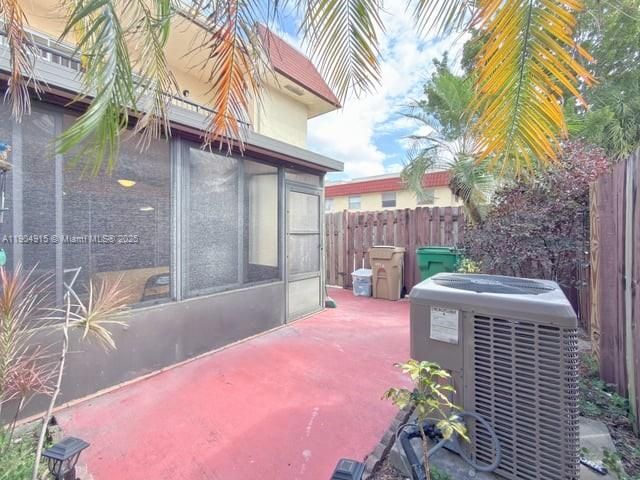 Recently Rented: $2,750 (3 beds, 2 baths, 1680 Square Feet)