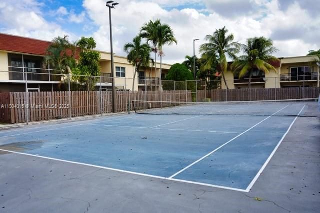 Recently Rented: $2,750 (3 beds, 2 baths, 1680 Square Feet)