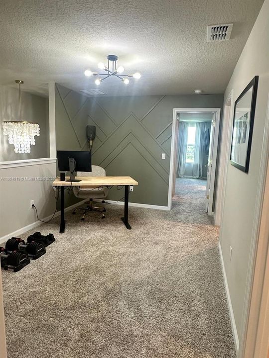 For Sale: $445,000 (3 beds, 2 baths, 1454 Square Feet)