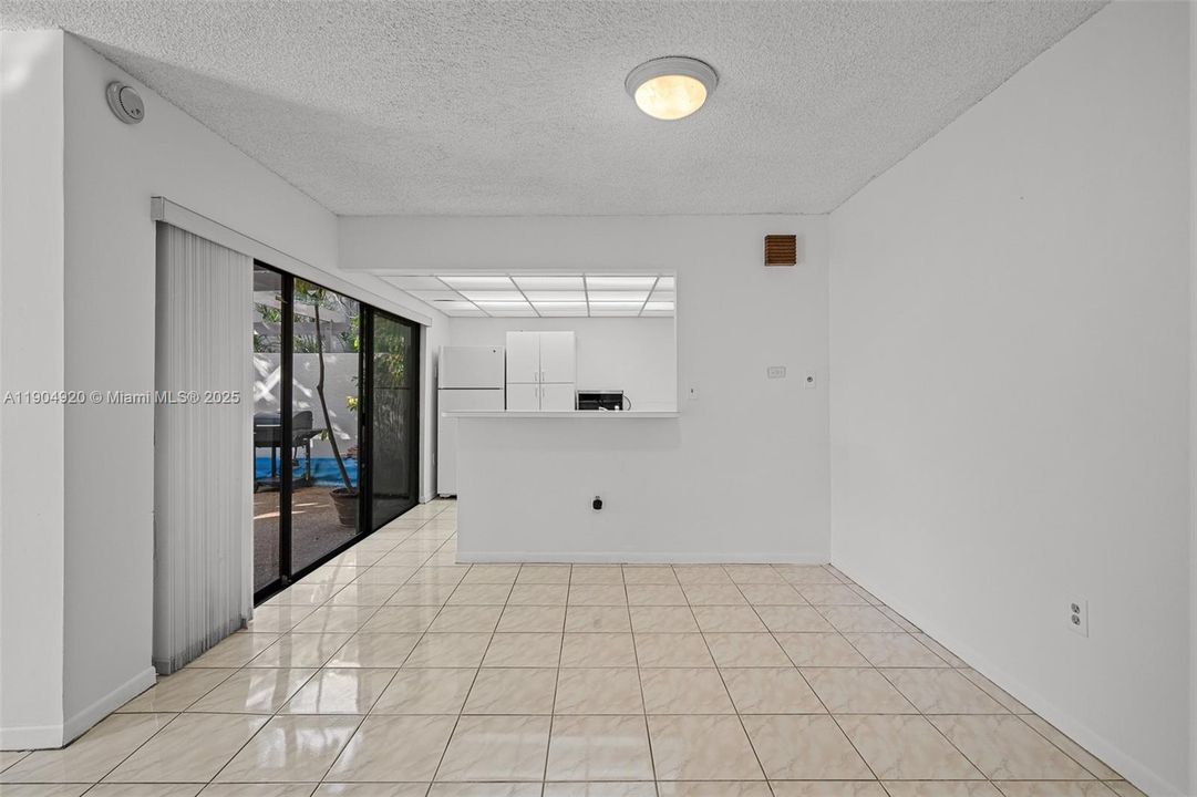 Active With Contract: $3,100 (3 beds, 2 baths, 1234 Square Feet)