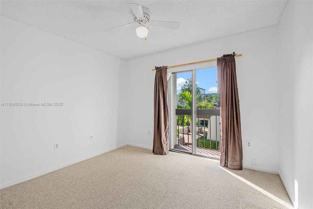 Active With Contract: $3,100 (3 beds, 2 baths, 1234 Square Feet)