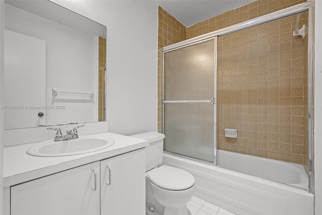 Active With Contract: $3,100 (3 beds, 2 baths, 1234 Square Feet)